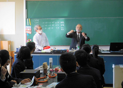 中学校の理科教室風景1